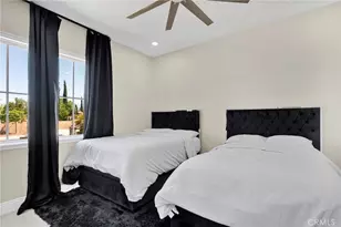 7560 Royal View, Oak Hills, CA 92344 - Photo 33