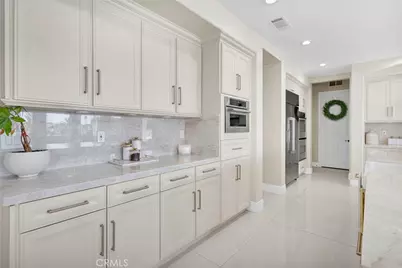 7560 Royal View, Oak Hills, CA 92344 - Photo 23