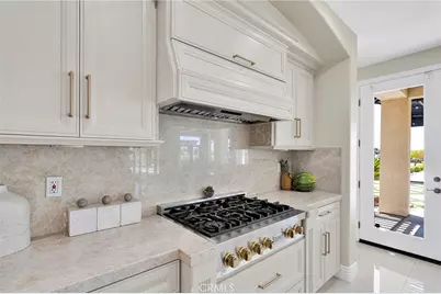 7560 Royal View, Oak Hills, CA 92344 - Photo 27