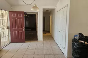 16709 Deodar, Hesperia, CA 92345 - Photo 9
