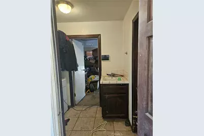 16709 Deodar, Hesperia, CA 92345 - Photo 11