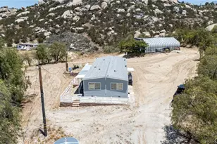 32999 Oak Dr, Hemet, CA 92544 - Photo 29