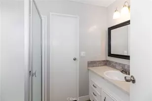 32999 Oak Dr, Hemet, CA 92544 - Photo 15