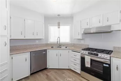 32999 Oak Drive, Hemet, CA 92544 - Photo 11