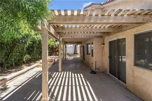 25810 Calle Agua, Moreno Valley, CA 92551 - Photo 17
