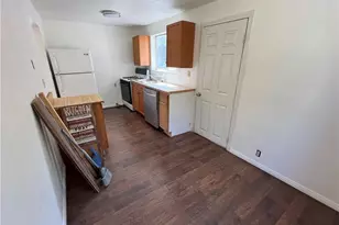 303 CA-138, Crestline, CA 92325 - Photo 5