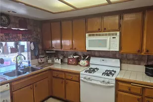14830 La Brisis Way, Moreno Valley, CA 92553 - Photo 17
