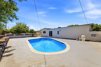 600 June, Rialto, CA 92376 - Photo 41