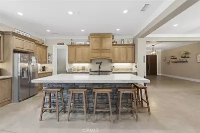12865 Custer, Yucaipa, CA 92399 - Photo 9