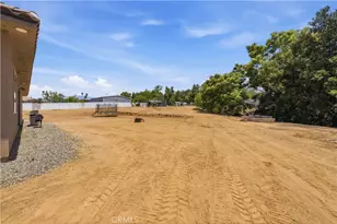 12865 Custer, Yucaipa, CA 92399 - Photo 29