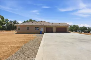 12865 Custer, Yucaipa, CA 92399 - Photo 3