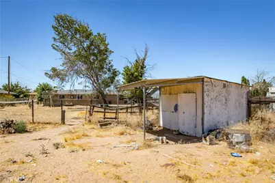 21798 Standing Rock Ave, Apple Valley, CA 92307 - Photo 23