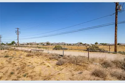 21798 Standing Rock Ave, Apple Valley, CA 92307 - Photo 21