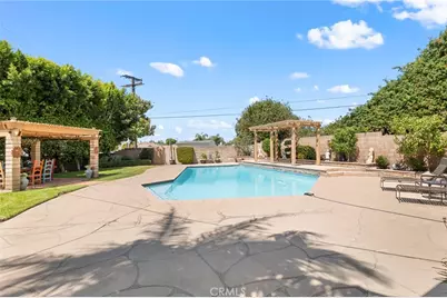555 Armsley, Ontario, CA 91762 - Photo 39