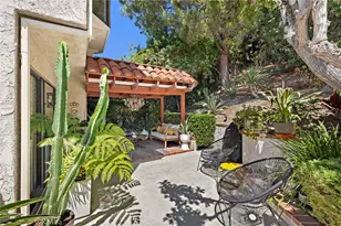 25962 Ernestine Ct, Laguna Hills, CA 92653 - Photo 35