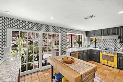 25962 Ernestine Court, Laguna Hills, CA 92653 - Photo 17