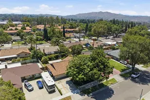 10426 Bonneville, Riverside, CA 92505 - Photo 11