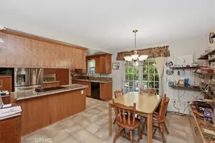10426 Bonneville, Riverside, CA 92505 - Photo 9