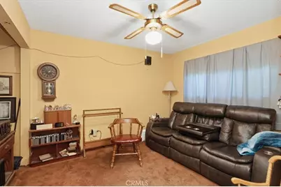 10426 Bonneville, Riverside, CA 92505 - Photo 17