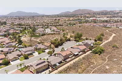 13048 Wild Sage, Moreno Valley, CA 92555 - Photo 49