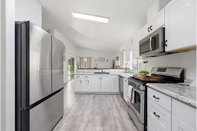 20067 Canyon View Drive, Canyon Country, CA 91351 - Photo 5
