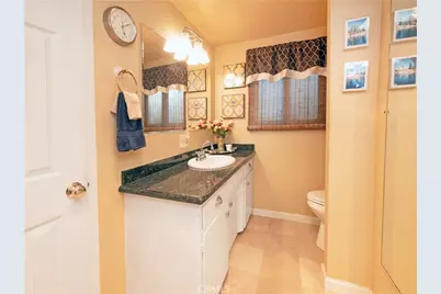 4600 Sunnyside Drive, Riverside, CA 92506 - Photo 23