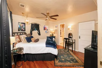 4600 Sunnyside Drive, Riverside, CA 92506 - Photo 21