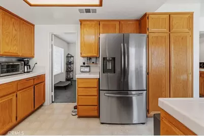 352 Leafwood Court, Riverside, CA 92506 - Photo 13