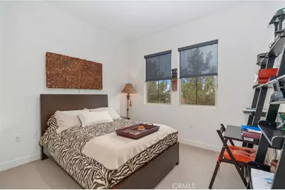 129 Carlow, Irvine, CA 92618 - Photo 35