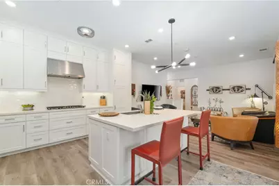 129 Carlow, Irvine, CA 92618 - Photo 19