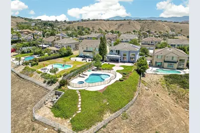 16318 Sun Summit Drive, Riverside, CA 92503 - Photo 39
