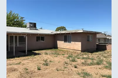 34372 Avenue Avenue, Yucaipa, CA 92399 - Photo 3