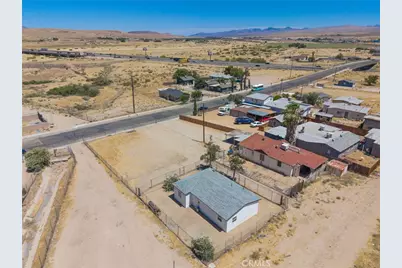 1574 Riverside, Barstow, CA 92311 - Photo 5