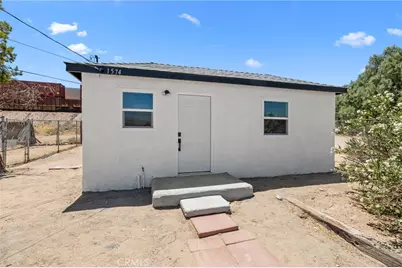 1574 Riverside, Barstow, CA 92311 - Photo 1