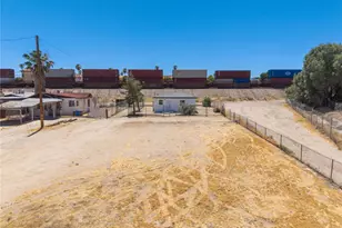 1574 Riverside, Barstow, CA 92311 - Photo 27