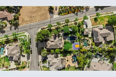 605 Jocelyn Shelby Way, Corona, CA 92881 - Photo 69