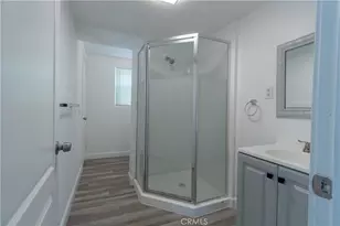 2350 Shadow Hill Dr, Riverside, CA 92506 - Photo 15