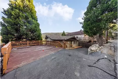 24375 Zurich Drive, Crestline, CA 92325 - Photo 3
