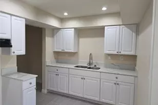 633 N Yale St, Hemet, CA 92544 - Photo 3