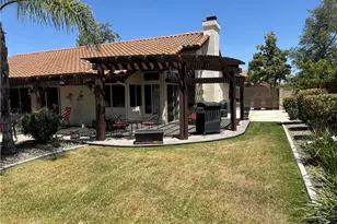 165 Cottonwood Ave, Riverside, CA 92506 - Photo 7
