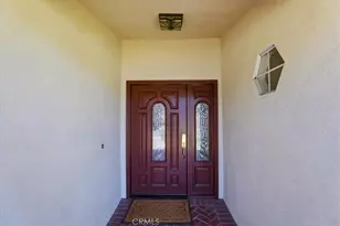 165 Cottonwood Ave, Riverside, CA 92506 - Photo 5