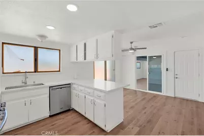 11984 Cottonwood, Hesperia, CA 92345 - Photo 15