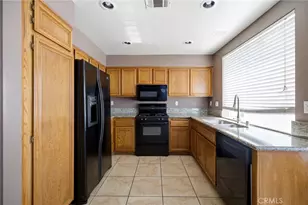 10613 Pepper Ridge, Moreno Valley, CA 92557 - Photo 11