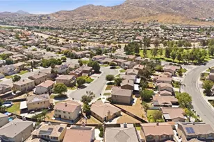 26121 Bogoso, Moreno Valley, CA 92555 - Photo 35