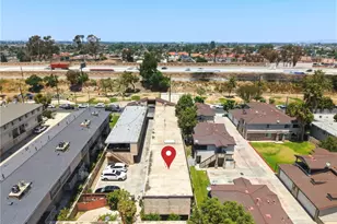 9312 Palm St, Bellflower, CA 90706 - Photo 37