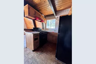23865 Lakeview, Crestline, CA 92325 - Photo 9