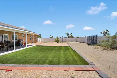 3677 Arcadia, Phelan, CA 92371 - Photo 23