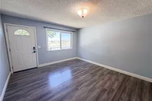 15929 La Verida, Victorville, CA 92395 - Photo 9