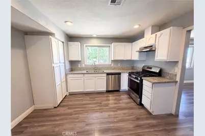 15929 La Verida, Victorville, CA 92395 - Photo 7