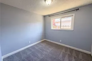 15929 La Verida, Victorville, CA 92395 - Photo 19